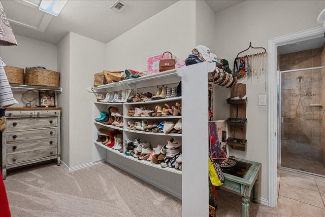 904 Cozy Hollow Court, Friendswood, TX 77546