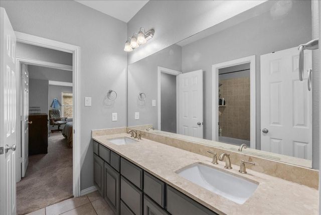 904 Cozy Hollow Court, Friendswood, TX 77546