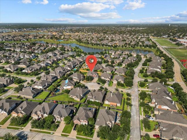 904 Cozy Hollow Court, Friendswood, TX 77546