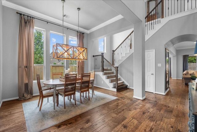 904 Cozy Hollow Court, Friendswood, TX 77546