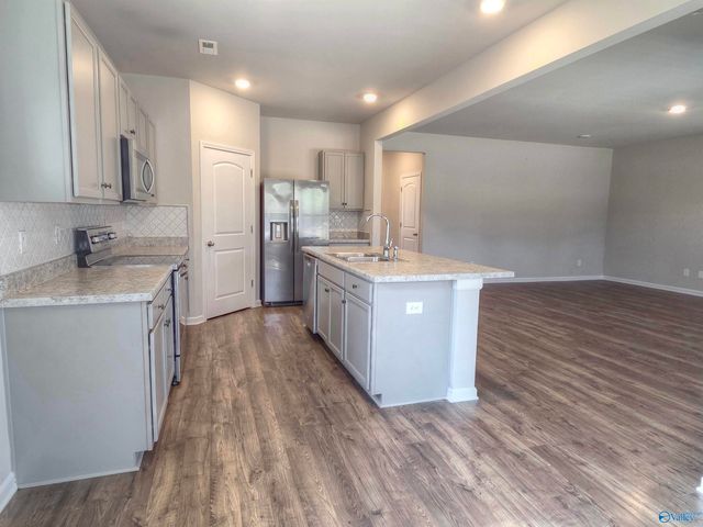 117 Edensmith Drive, New Market, AL 35761