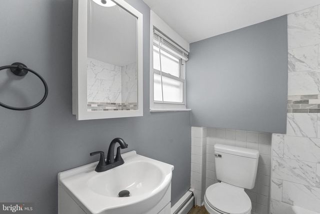 210 CHESTNUT ST, Elmer, NJ 08318