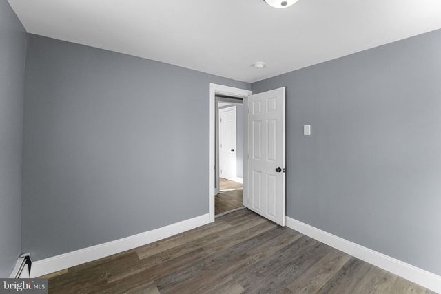 210 CHESTNUT ST, Elmer, NJ 08318