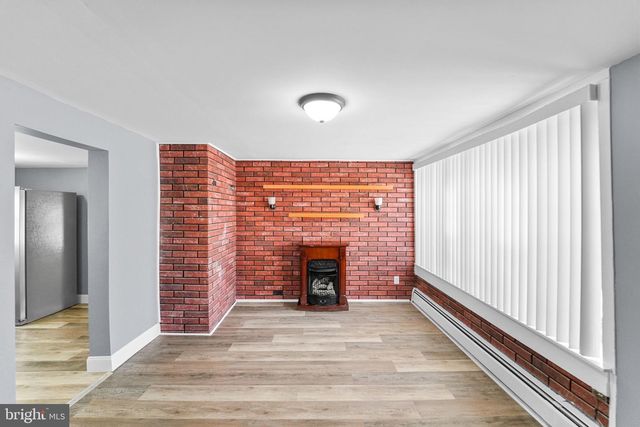 210 CHESTNUT ST, Elmer, NJ 08318