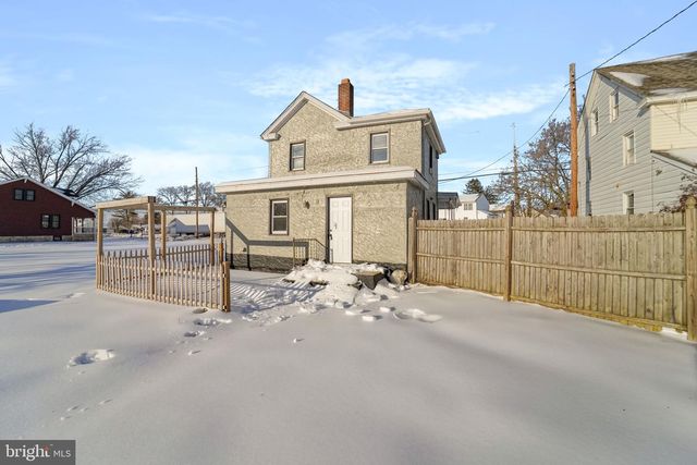 210 CHESTNUT ST, Elmer, NJ 08318