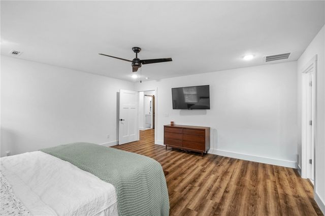 11 Kirkliston Lane, Bella Vista, AR 72715