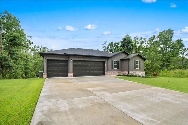 11 Kirkliston Lane, Bella Vista, AR 72715
