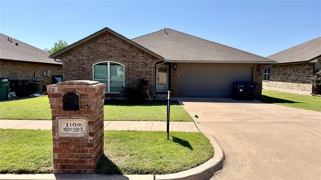 1109 Hickory Creek Drive, Yukon, OK 73099