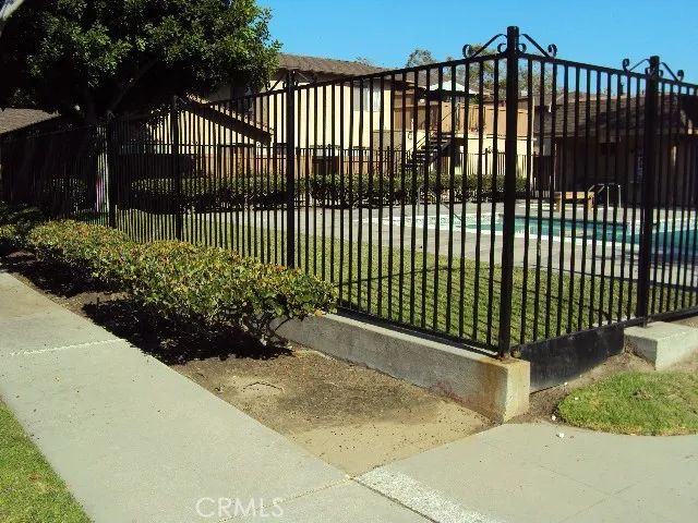 16748 CEDARWOOD CIR South, Cerritos, CA 90703
