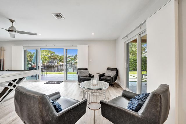 381 SE 3rd Street, Pompano Beach, FL 33060