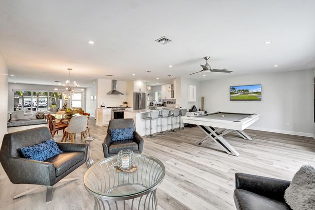 381 SE 3rd Street, Pompano Beach, FL 33060