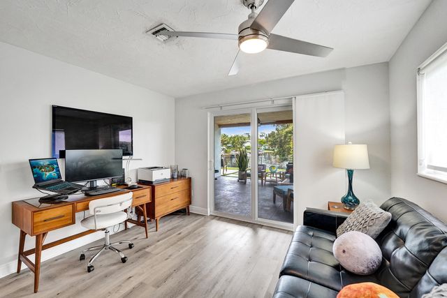 381 SE 3rd Street, Pompano Beach, FL 33060