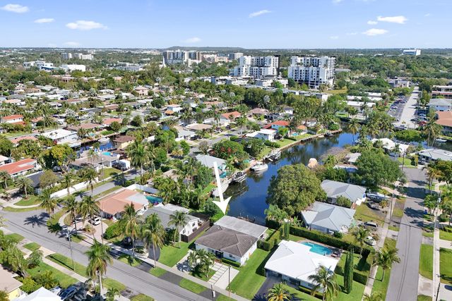 381 SE 3rd Street, Pompano Beach, FL 33060