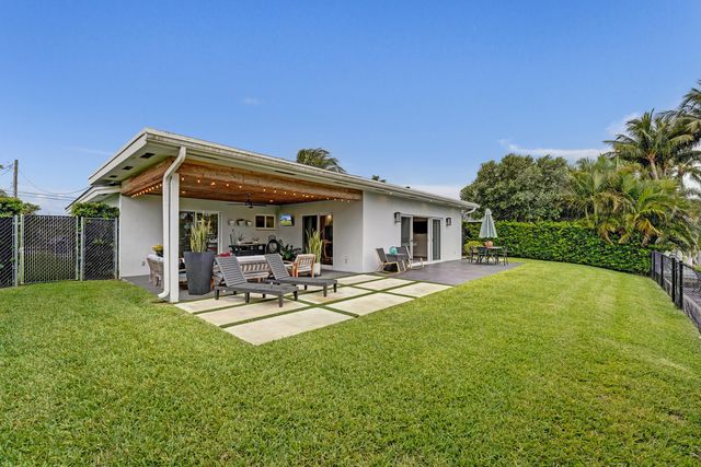 381 SE 3rd Street, Pompano Beach, FL 33060