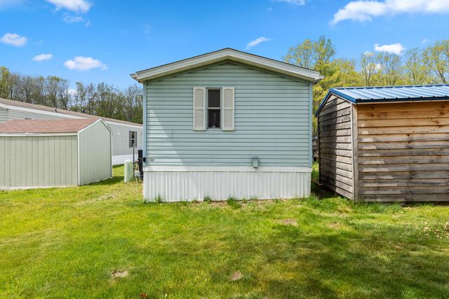 10845 Percy Lane 33, Mecosta, MI 49332