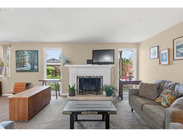 4828 Sw 201ST Ave, Beaverton, OR 97078