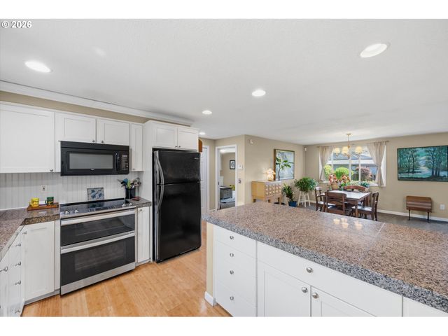 4828 Sw 201ST Ave, Beaverton, OR 97078