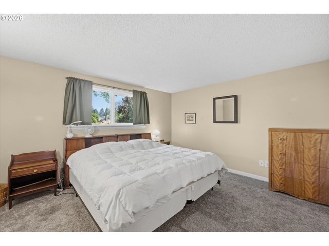 4828 Sw 201ST Ave, Beaverton, OR 97078