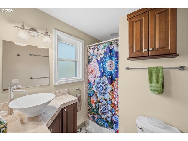 4828 Sw 201ST Ave, Beaverton, OR 97078