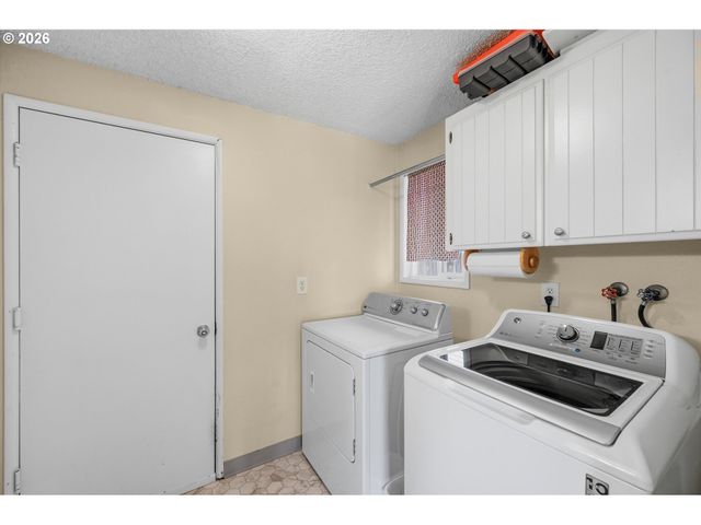 4828 Sw 201ST Ave, Beaverton, OR 97078