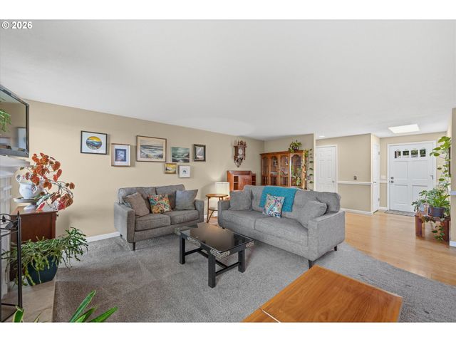 4828 Sw 201ST Ave, Beaverton, OR 97078