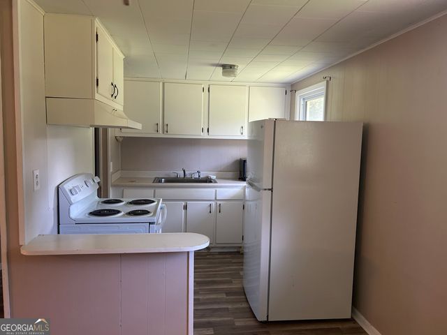 235 Maple Drive, Jenkinsburg, GA 30234