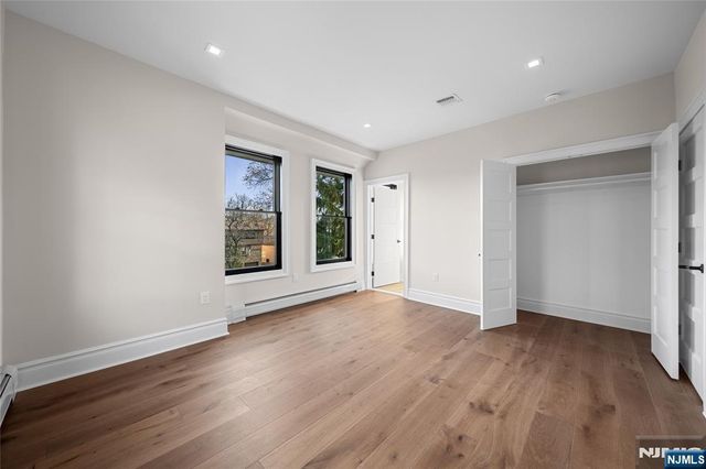 475 Morse Avenue, Ridgefield, NJ 07657