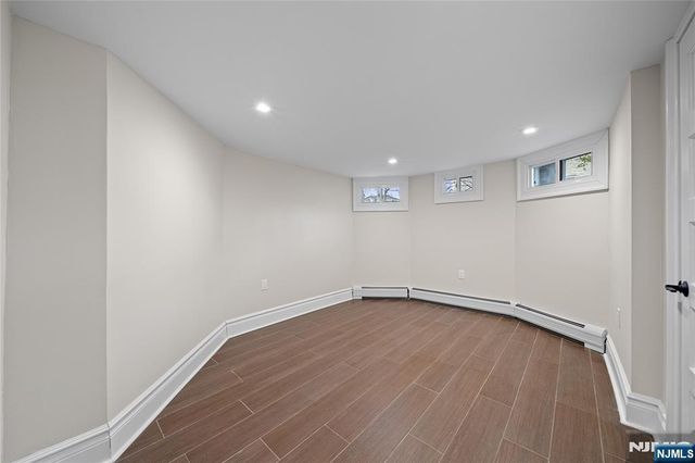 475 Morse Avenue, Ridgefield, NJ 07657