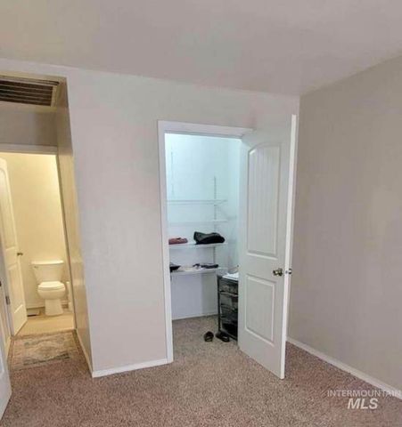 1920 Sand Hollow Rd, Caldwell, ID 83607