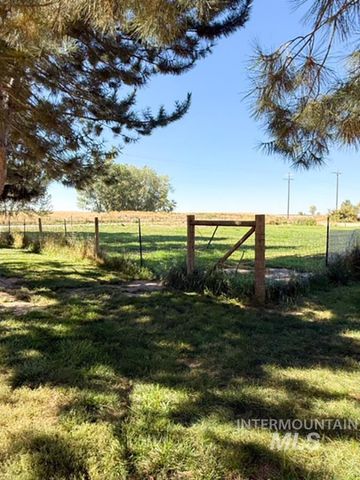 1920 Sand Hollow Rd, Caldwell, ID 83607