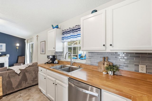 24 PILLORY LANE, Palm Coast, FL 32164