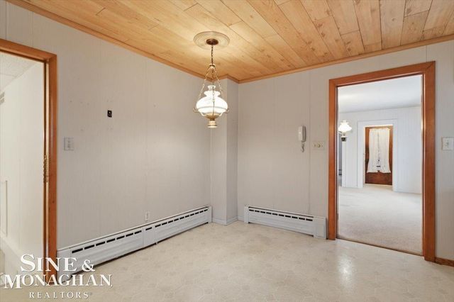 615 S 8th Street, Saint Clair, MI 48079