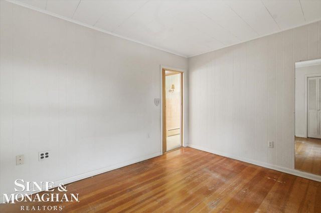 615 S 8th Street, Saint Clair, MI 48079