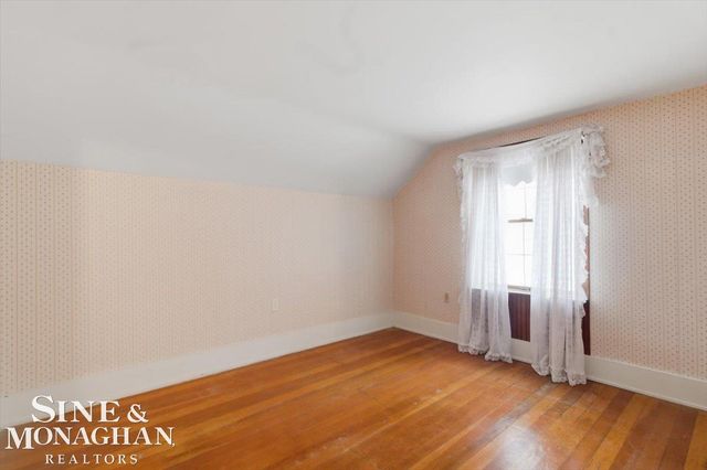 615 S 8th Street, Saint Clair, MI 48079