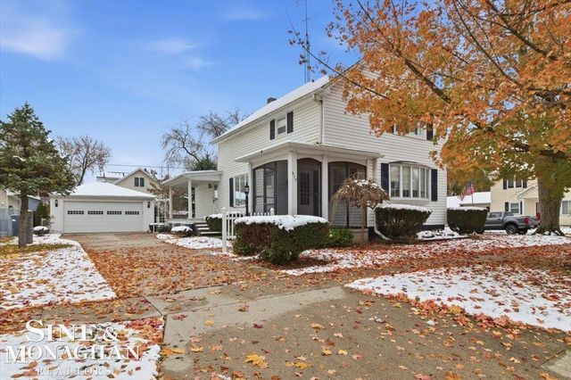 615 S 8th Street, Saint Clair, MI 48079