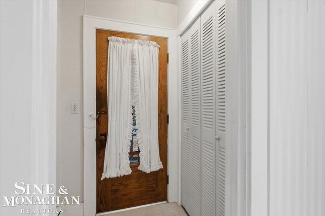 615 S 8th Street, Saint Clair, MI 48079