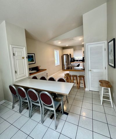 219 W Oleander St., South Padre Island, TX 78597