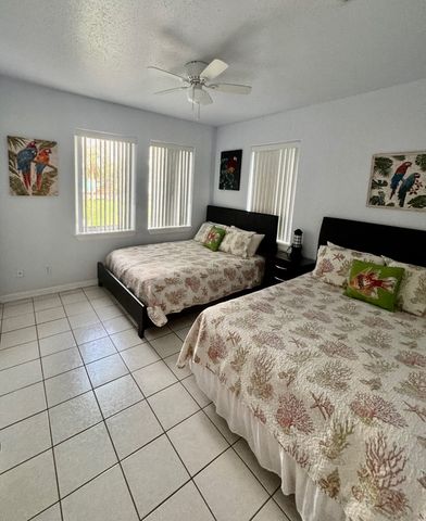 219 W Oleander St., South Padre Island, TX 78597