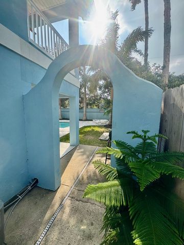 219 W Oleander St., South Padre Island, TX 78597