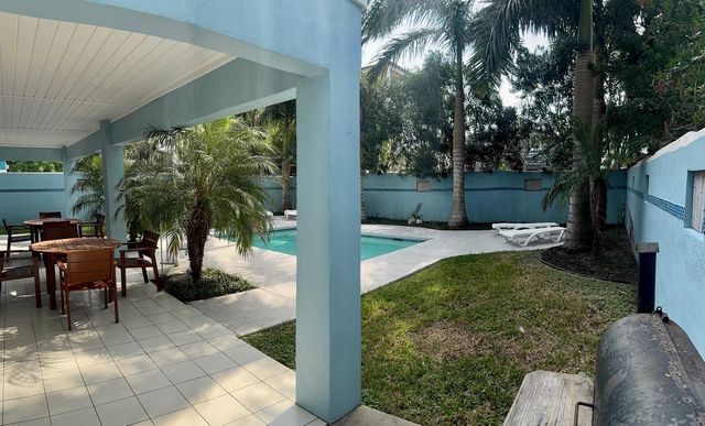 219 W Oleander St., South Padre Island, TX 78597