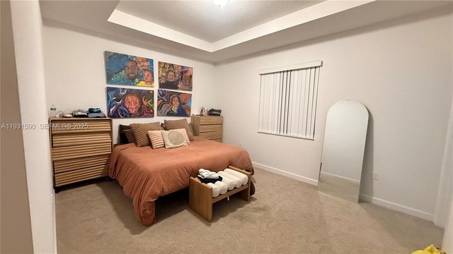 12383 NW 23rd Ct, Miami, FL 33167