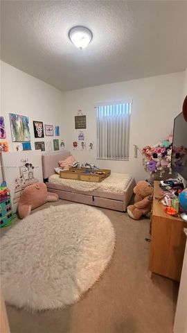 12383 NW 23rd Ct, Miami, FL 33167