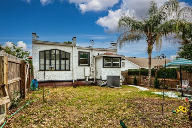 430 OSCEOLA AVENUE, Eustis, FL 32726