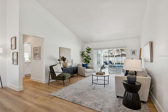 15830 GLENARN DRIVE, Tampa, FL 33618