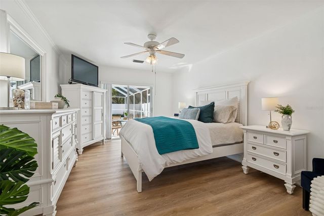 15830 GLENARN DRIVE, Tampa, FL 33618