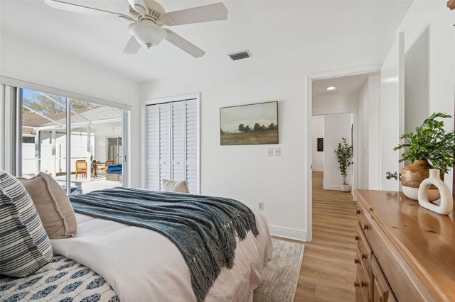 15830 GLENARN DRIVE, Tampa, FL 33618