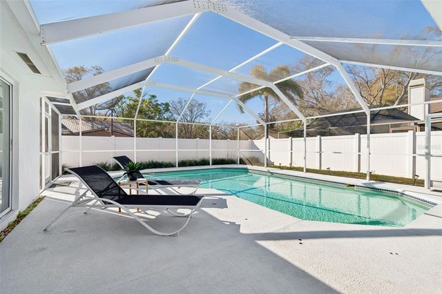 15830 GLENARN DRIVE, Tampa, FL 33618