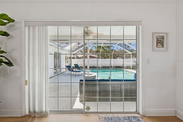 15830 GLENARN DRIVE, Tampa, FL 33618