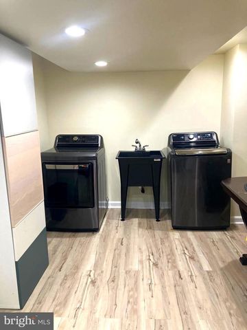 626 S IRVING ST, Arlington, VA 22204