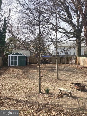 626 S IRVING ST, Arlington, VA 22204